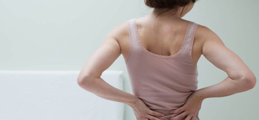 ženske bolečine v hrbtu